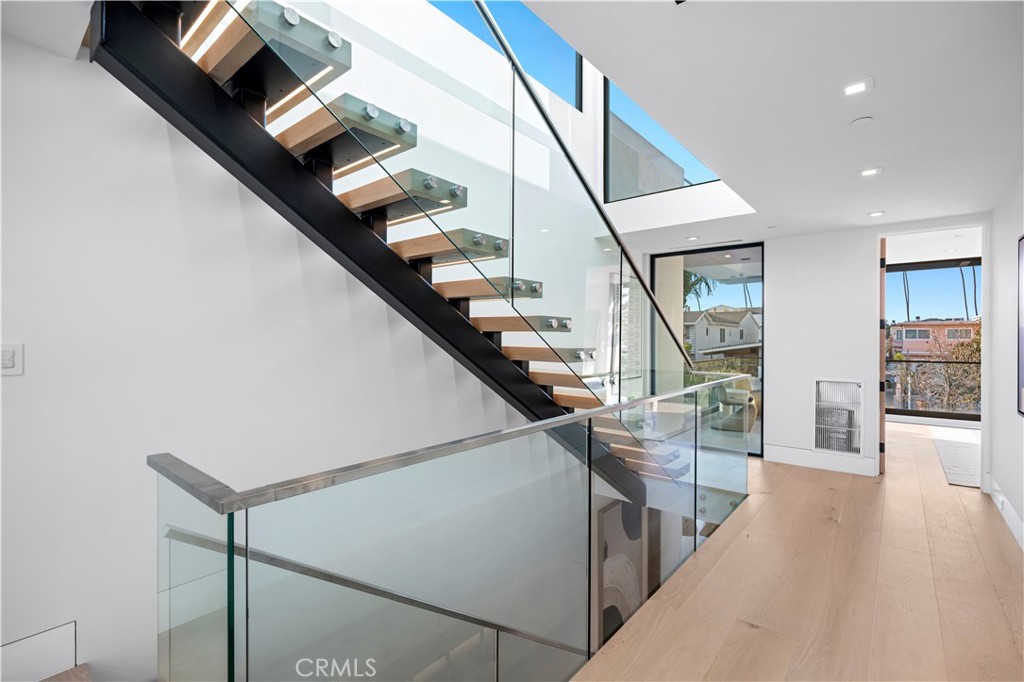 310 Heliotrope Avenue
