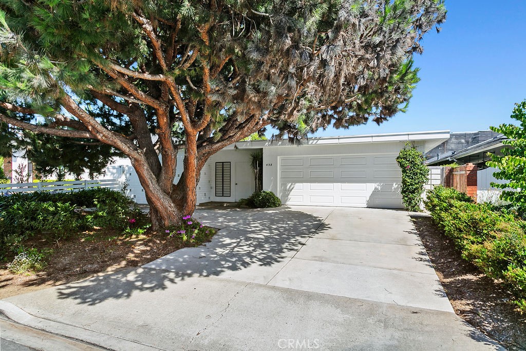 438 Tustin Avenue