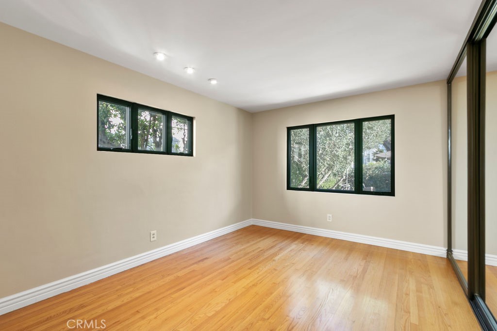313 Larkspur