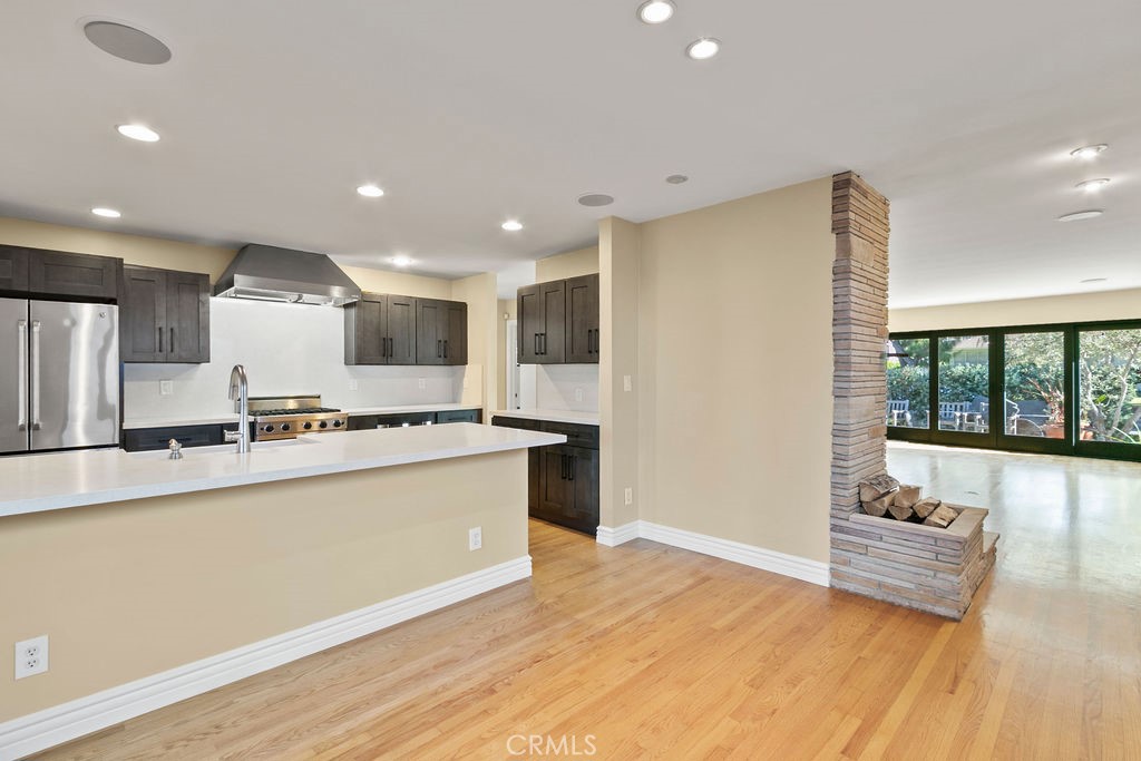 313 Larkspur