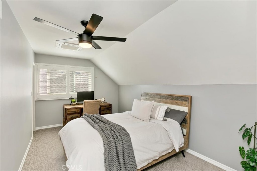 1813 Oriole Drive