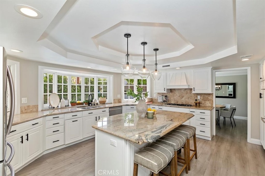 1813 Oriole Drive