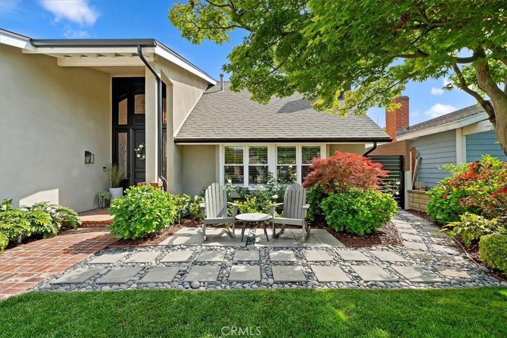 1813 Oriole Drive