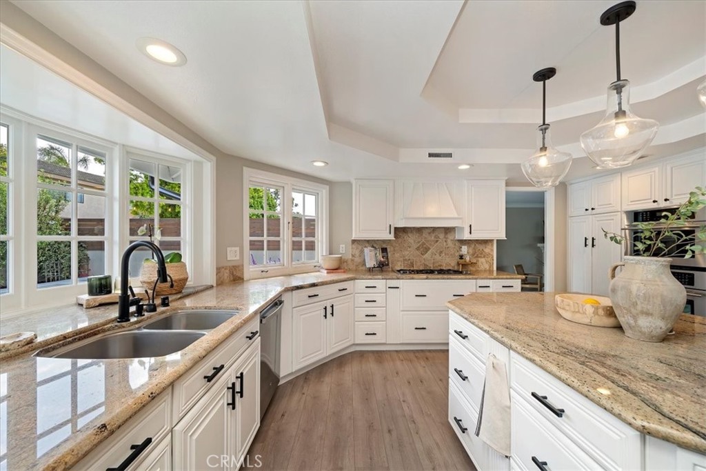 1813 Oriole Drive