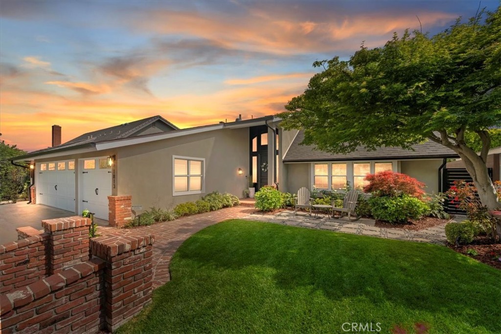 1813 Oriole Drive