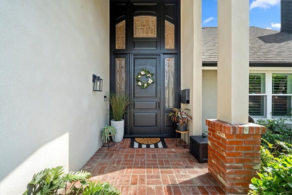 1813 Oriole Drive