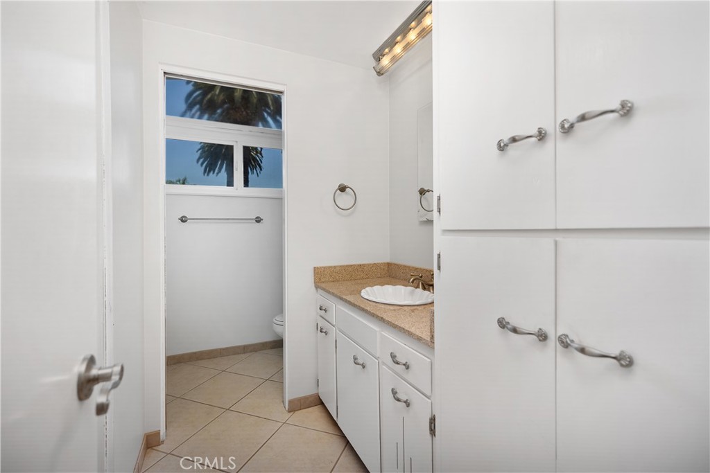 717 Marguerite Avenue