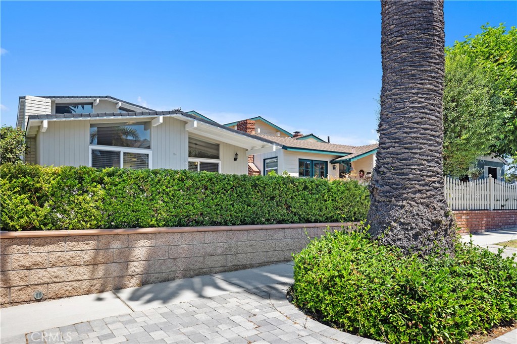 717 Marguerite Avenue