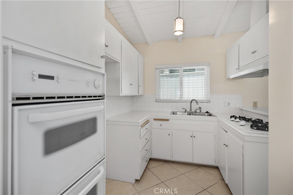 717 Marguerite Avenue