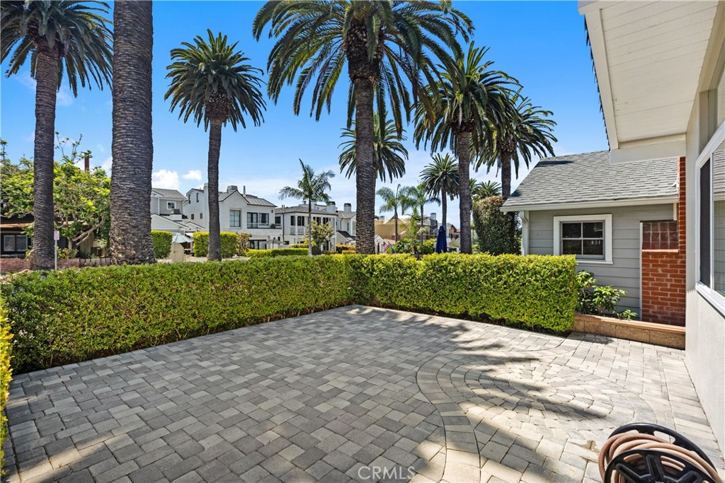 717 Marguerite Avenue