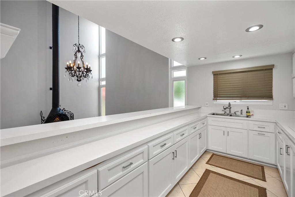 717 Marguerite Avenue