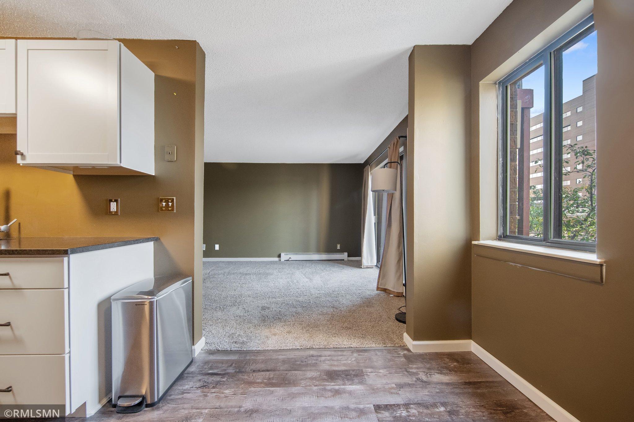 1400 Dakota Avenue S Unit: 203