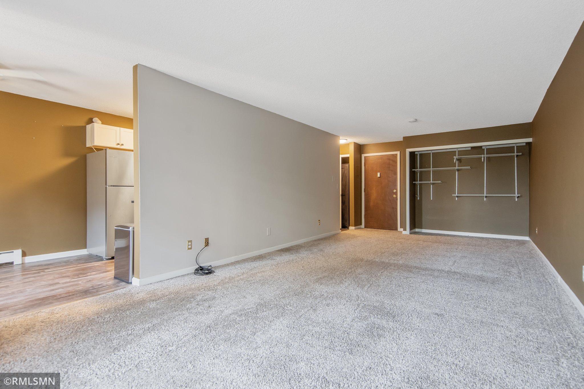 1400 Dakota Avenue S Unit: 203