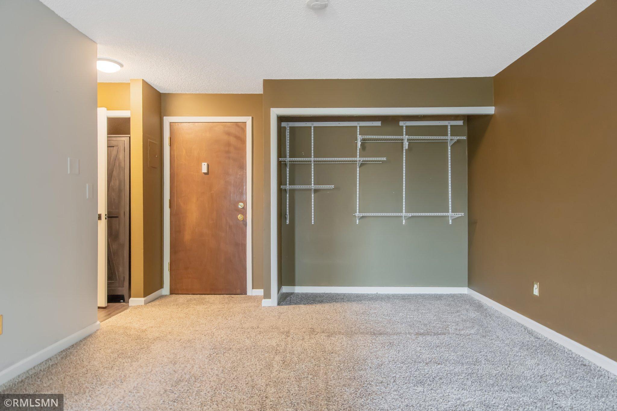 1400 Dakota Avenue S Unit: 203