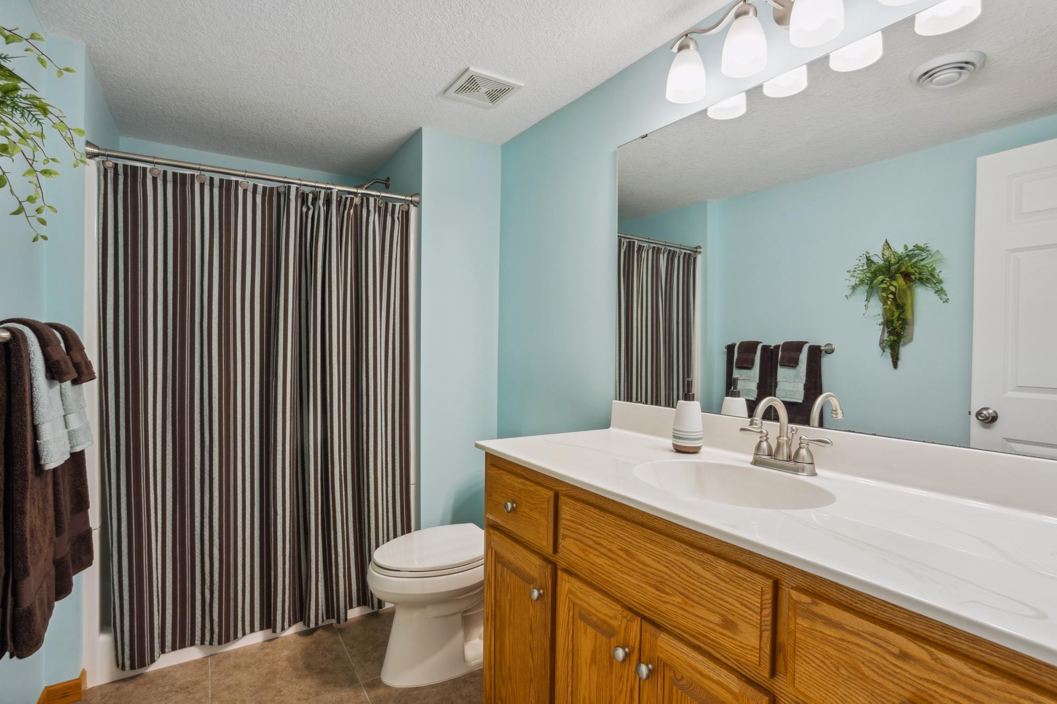 5096 Pondsedge Lane SE