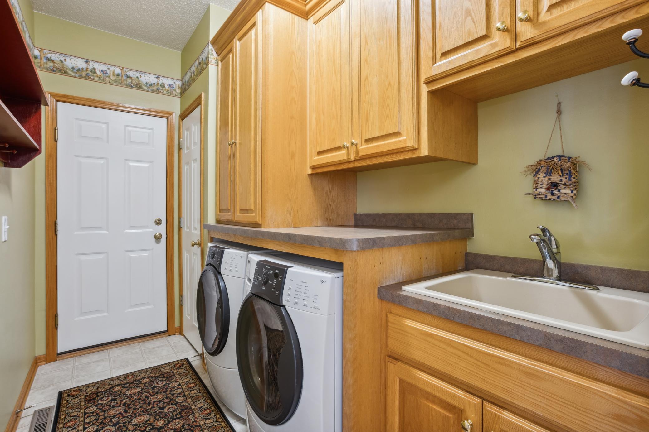 5096 Pondsedge Lane SE