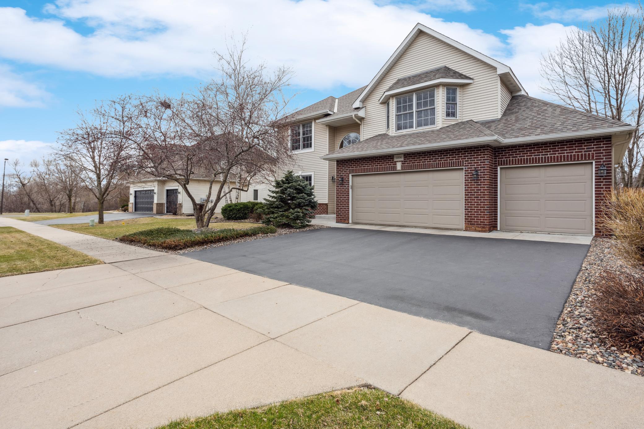 5096 Pondsedge Lane SE