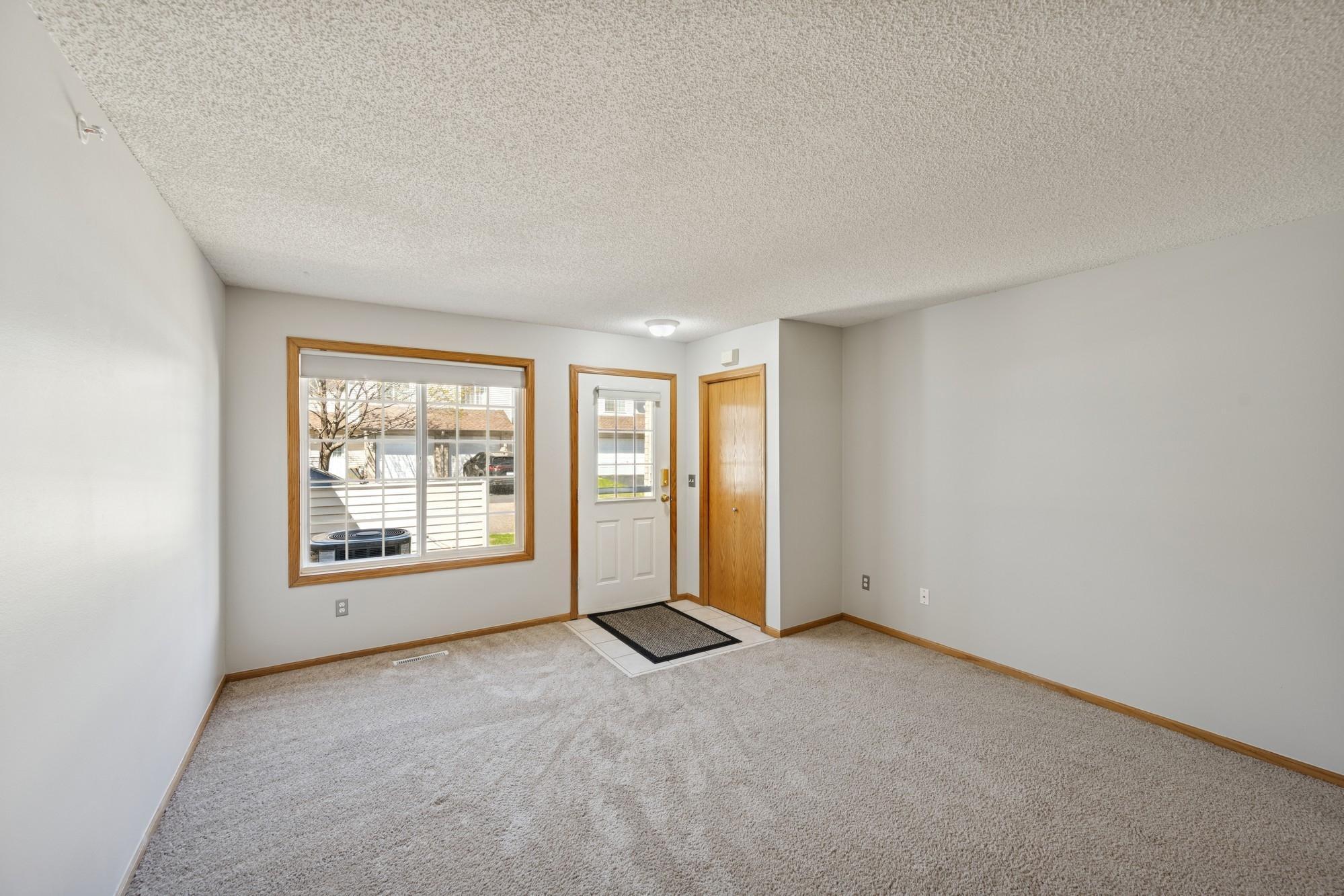 2775 Ranchview Lane N Unit: 10