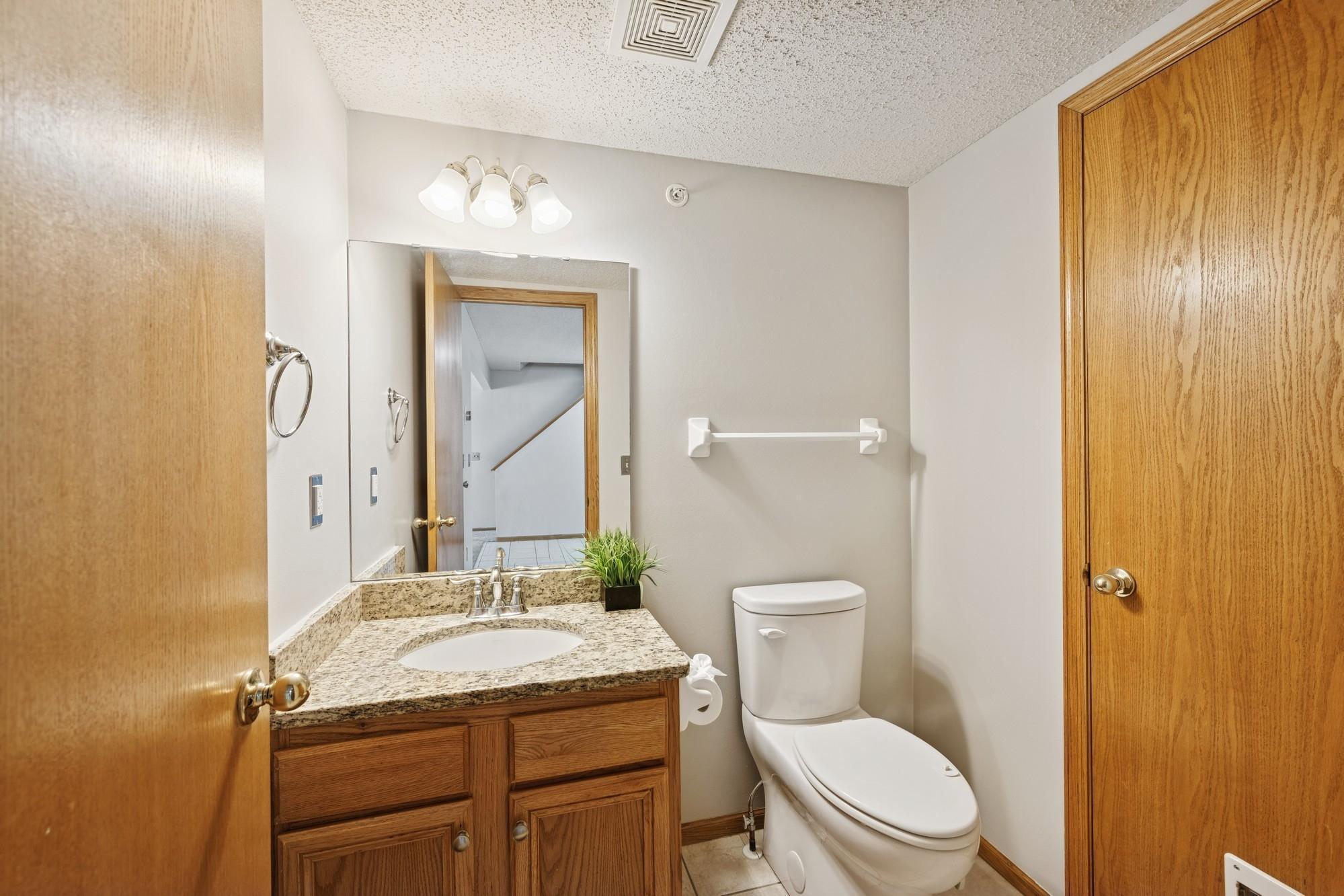 2775 Ranchview Lane N Unit: 10