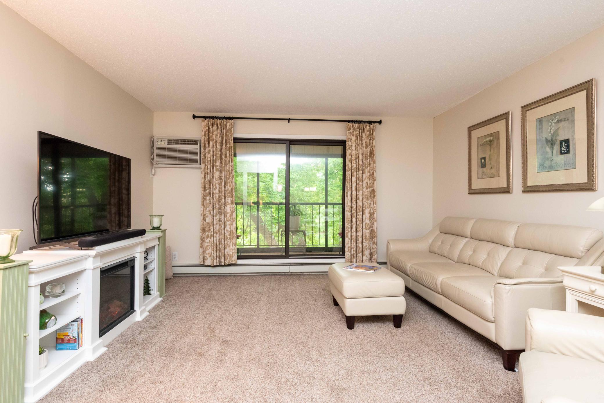 11160 Anderson Lakes Parkway Unit: 315