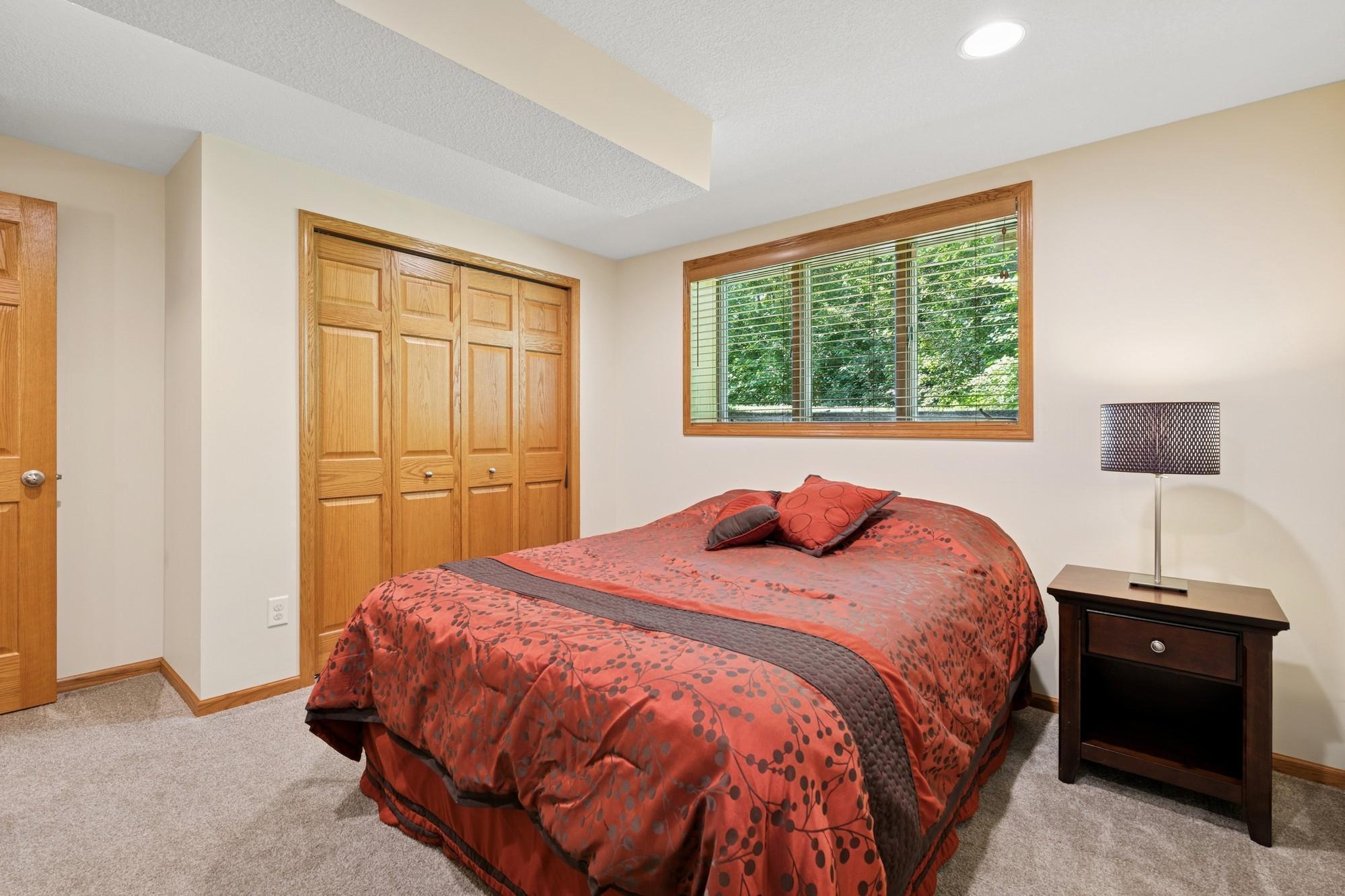 10316 Zinran Avenue S