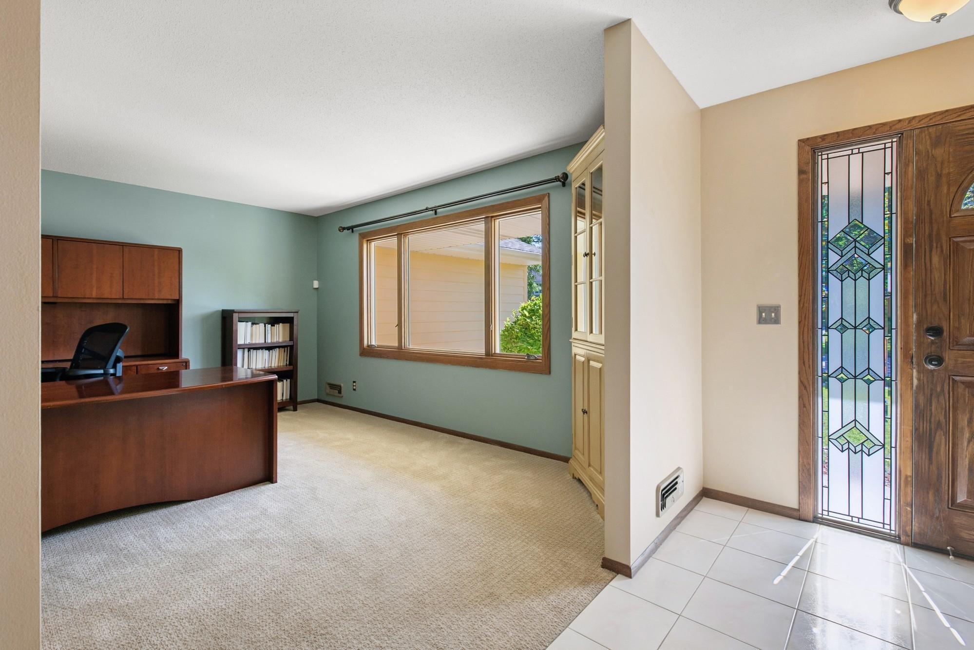 10316 Zinran Avenue S