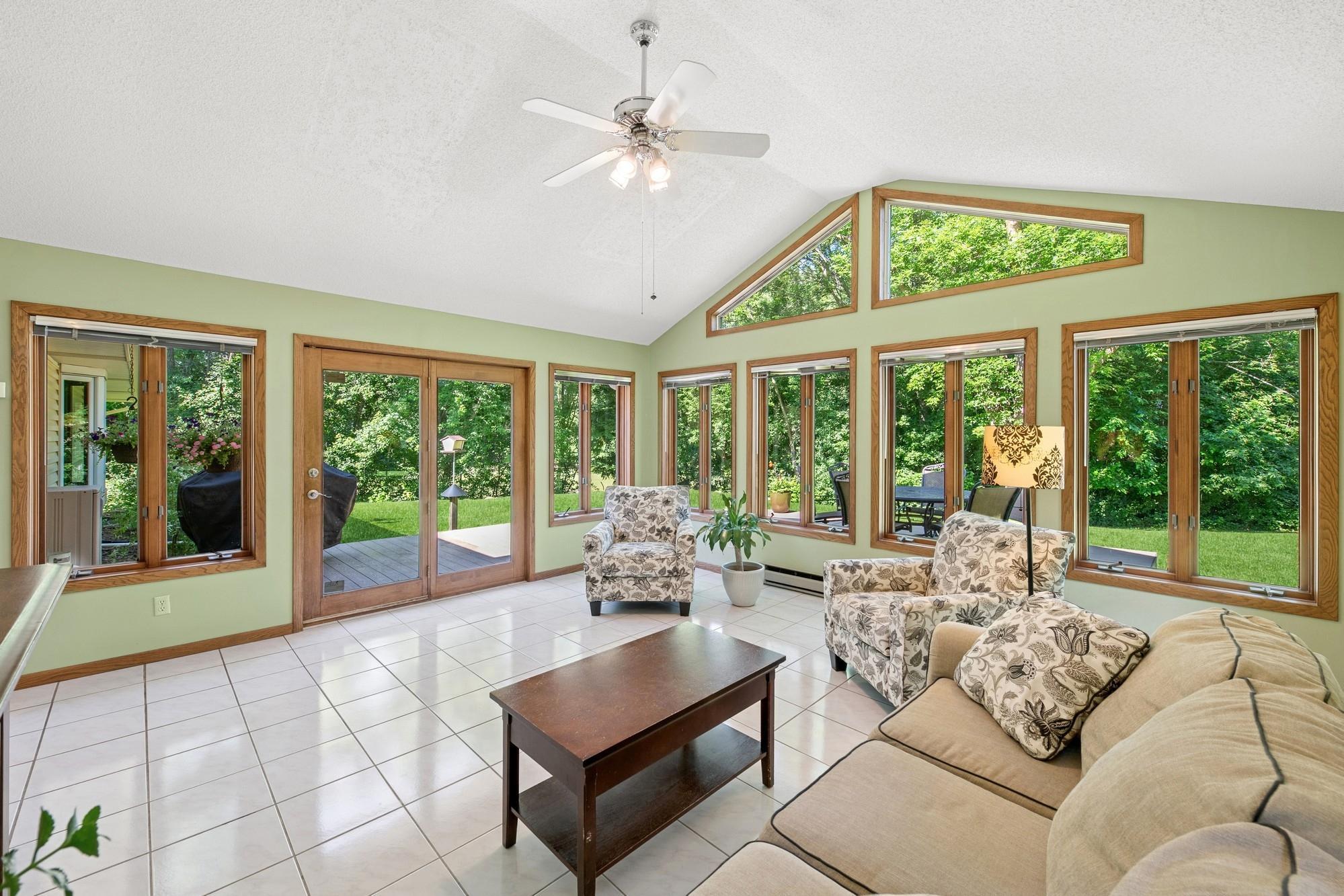 10316 Zinran Avenue S