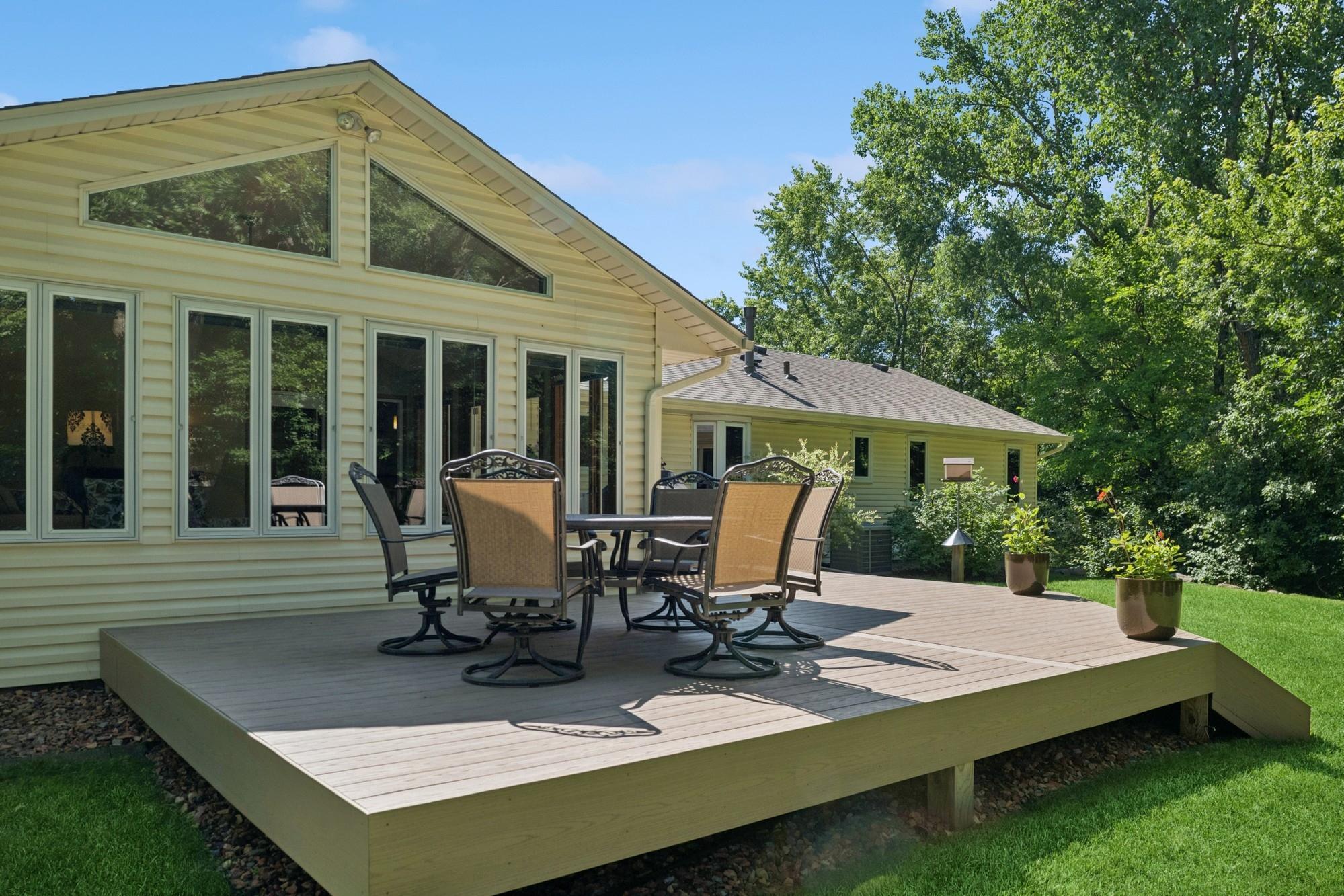 10316 Zinran Avenue S