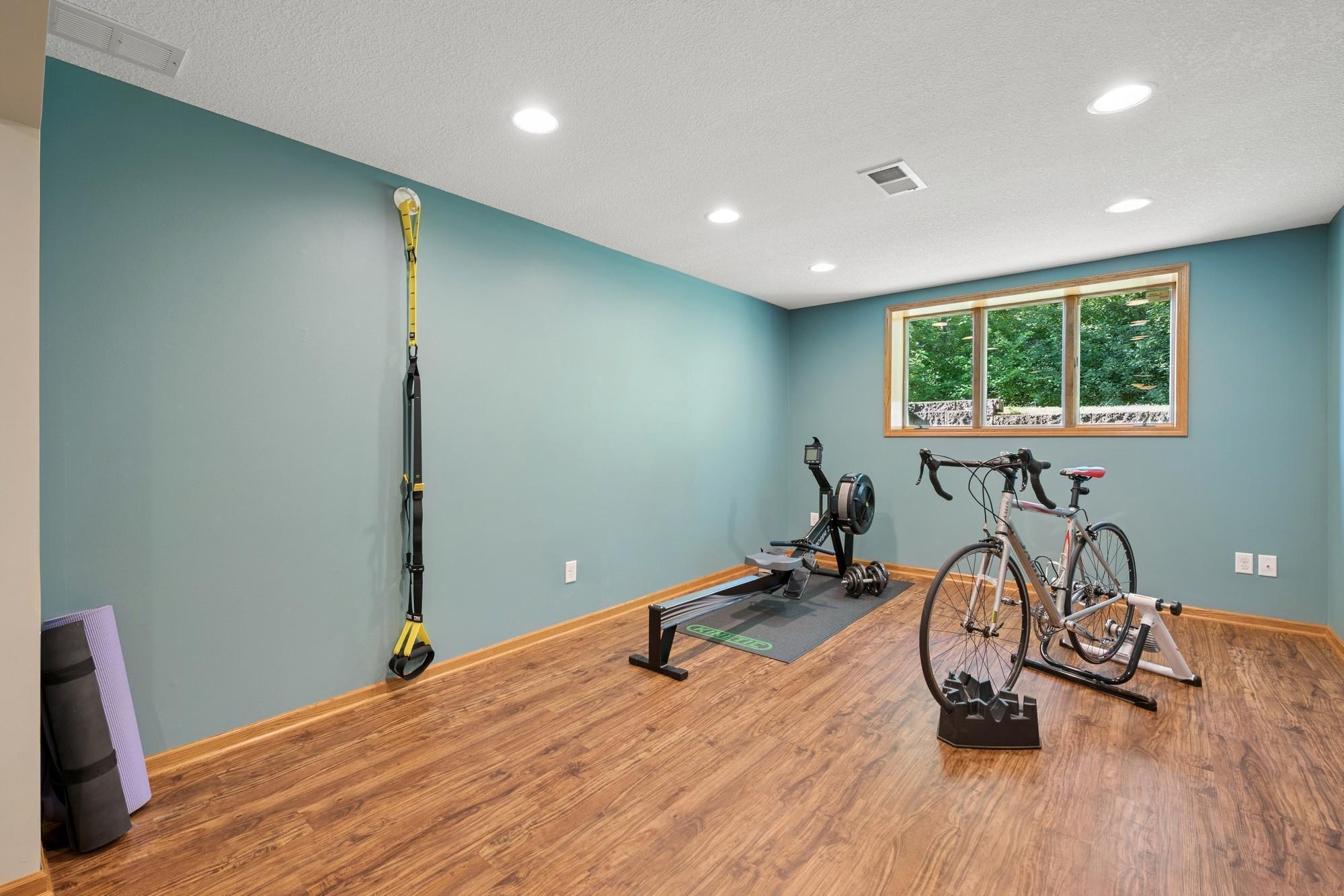 10316 Zinran Avenue S