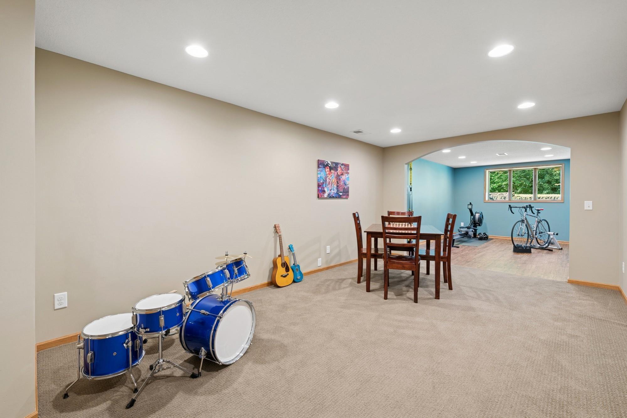 10316 Zinran Avenue S