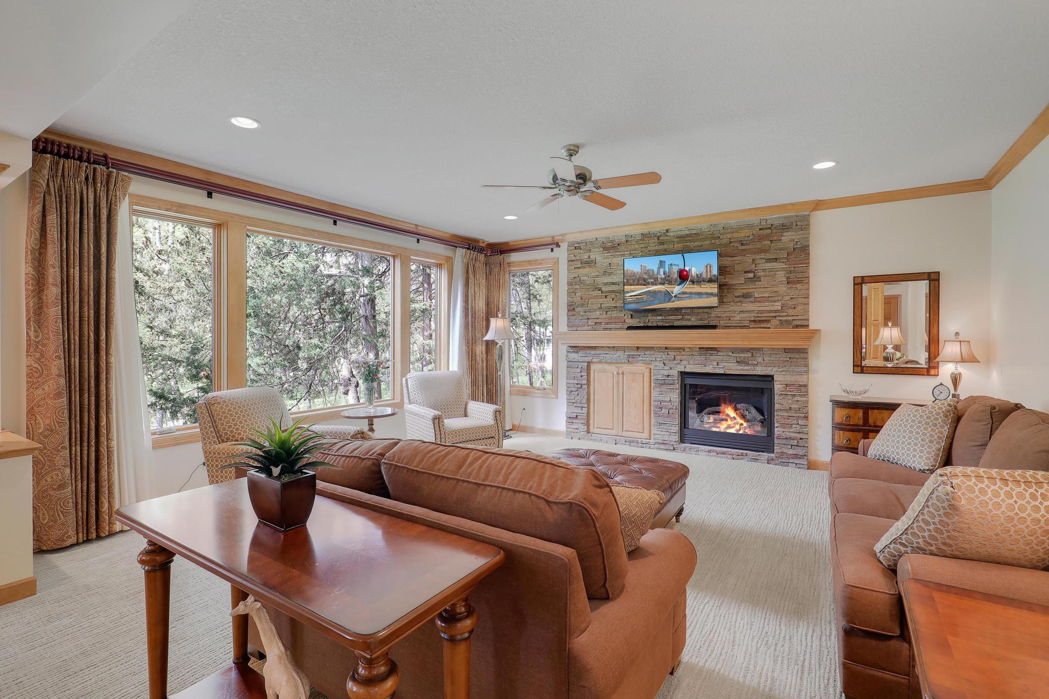 17039 Valley Road