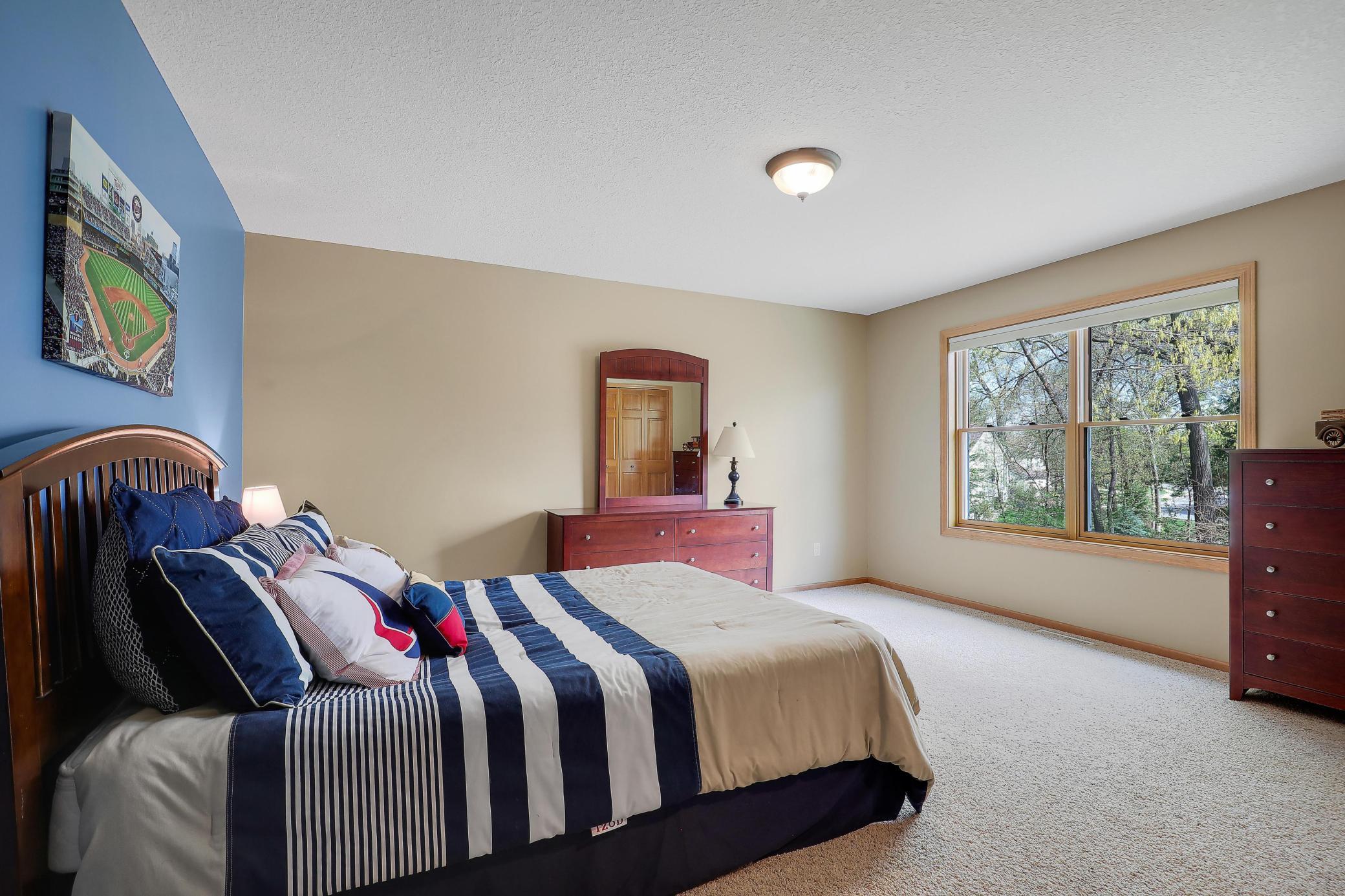 17039 Valley Road