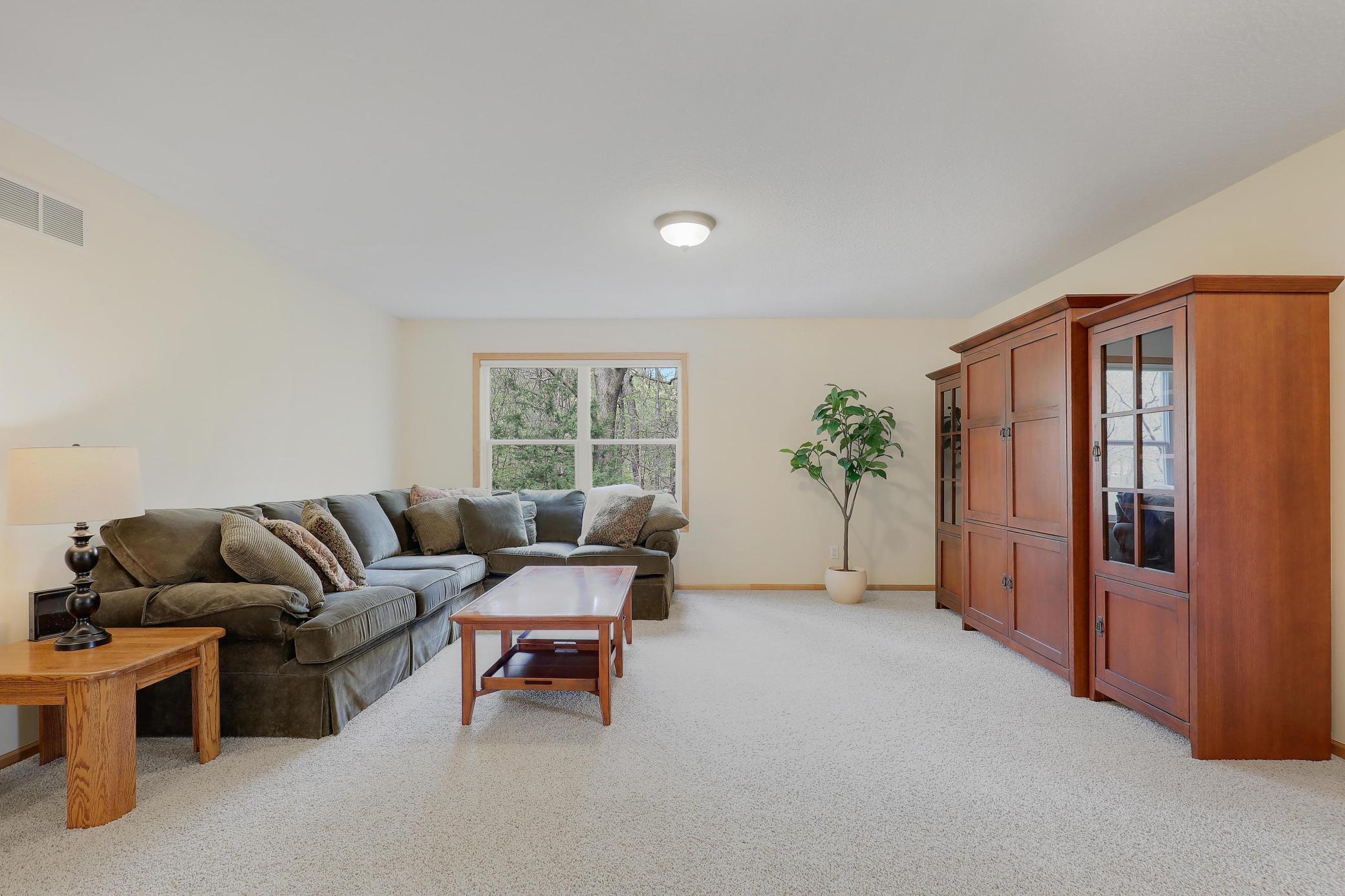 17039 Valley Road