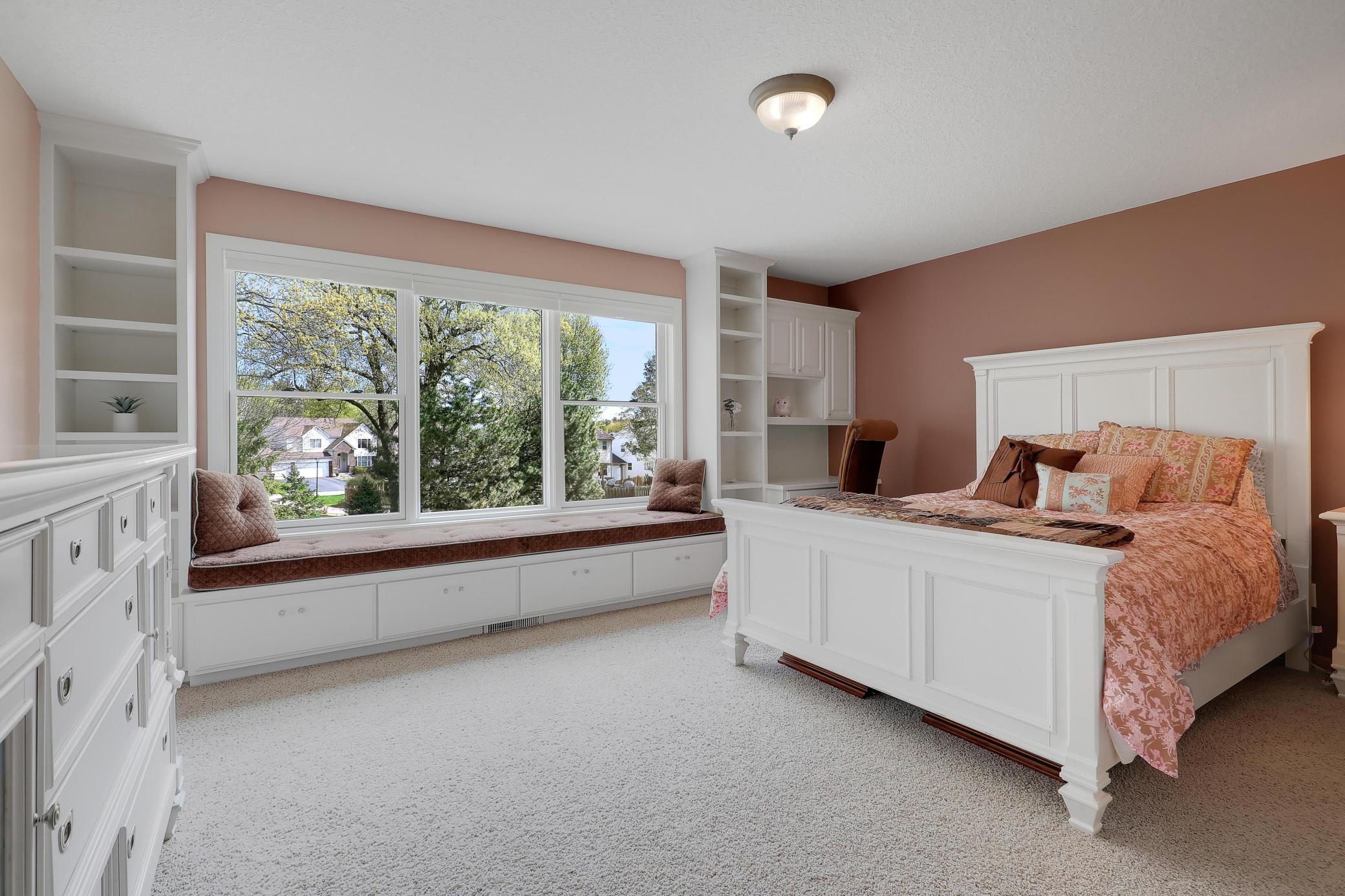 17039 Valley Road