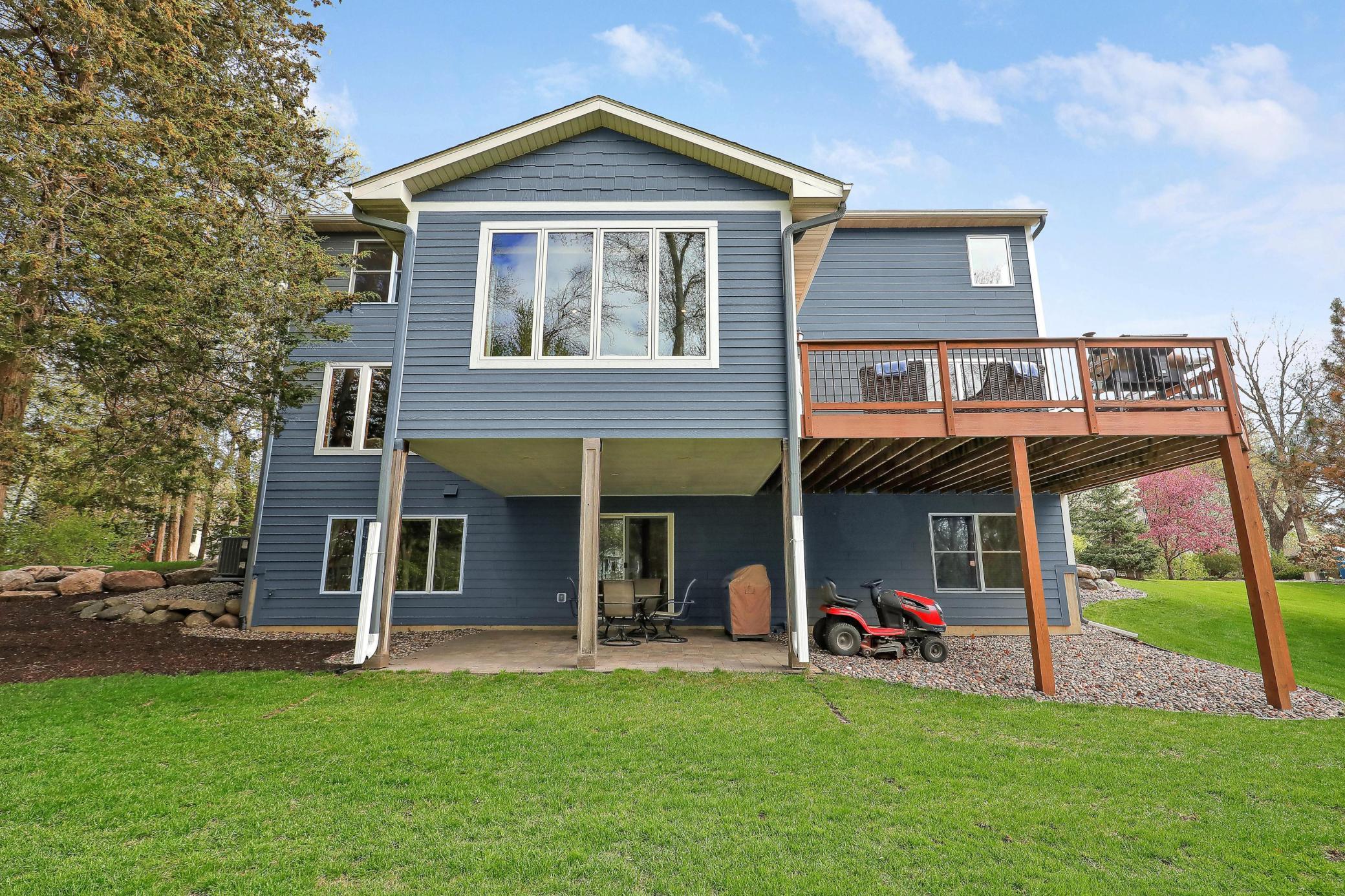 17039 Valley Road