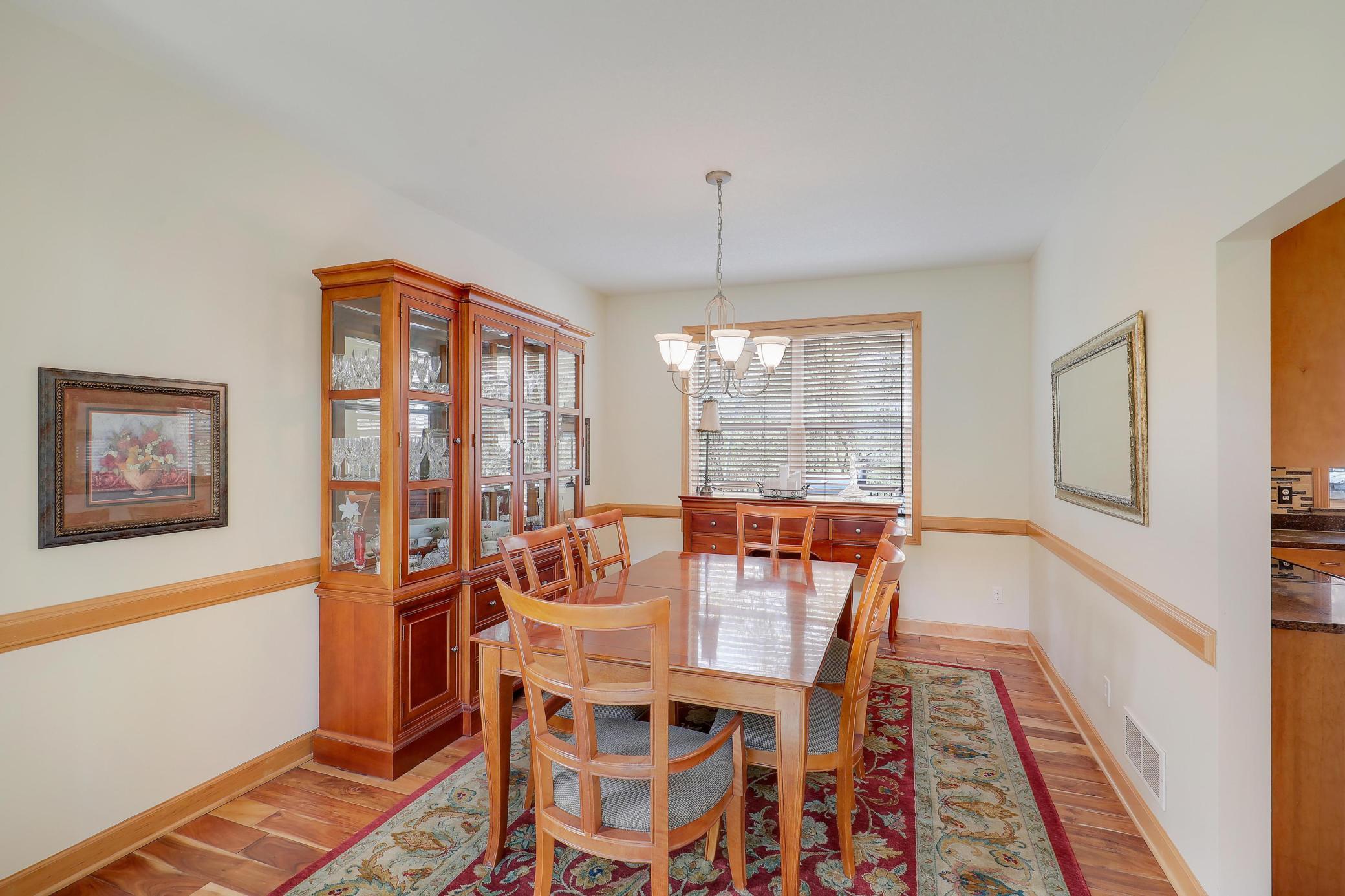 17039 Valley Road