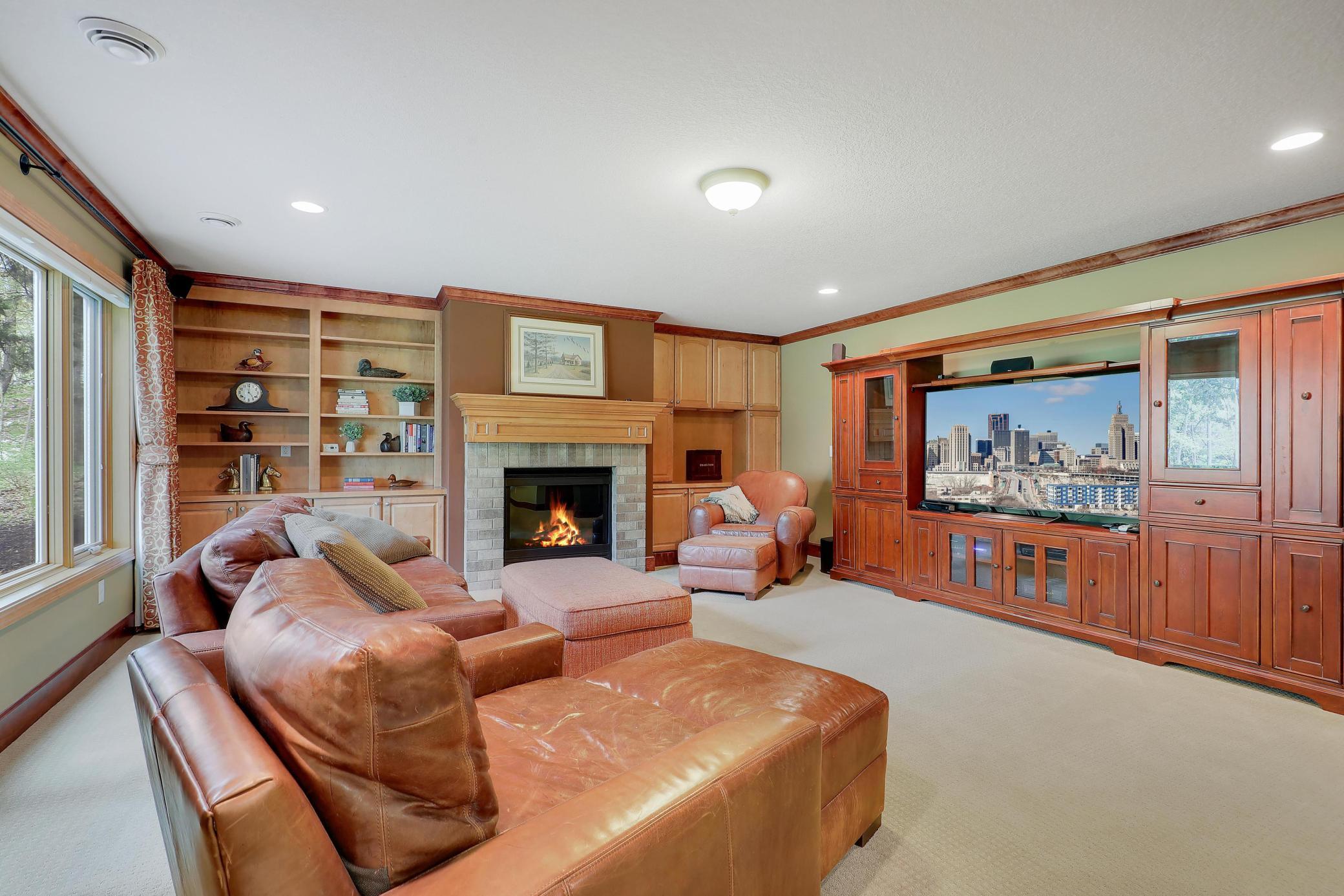 17039 Valley Road