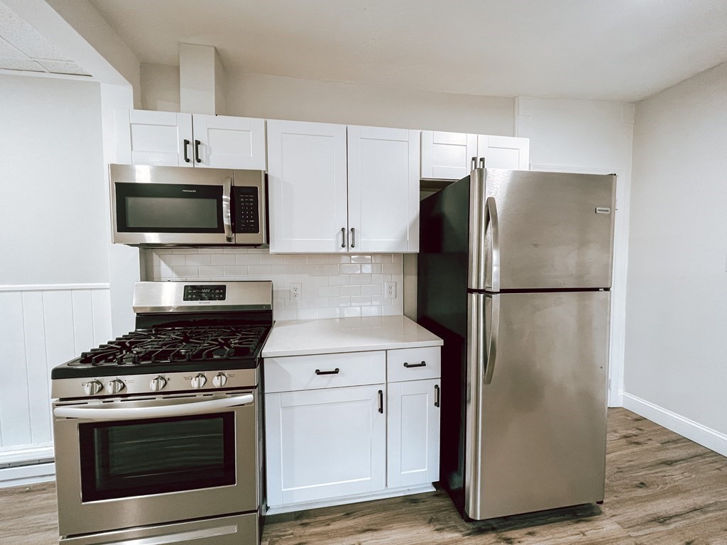 92 S Common St Unit: 3