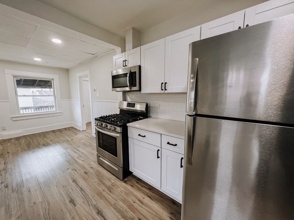 92 S Common St Unit: 3