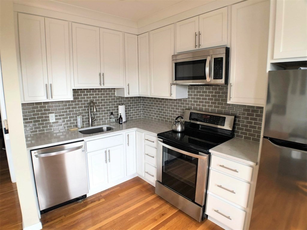 57 West Cedar St Unit: 11