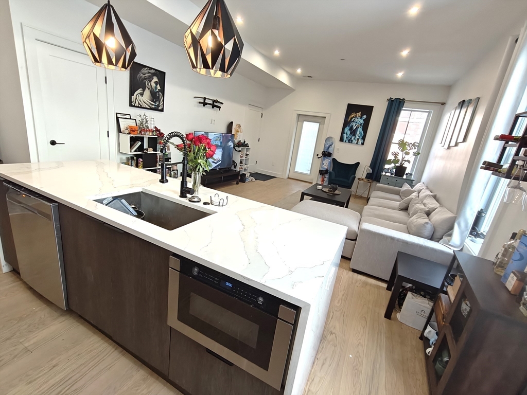 44 Glendale # 1