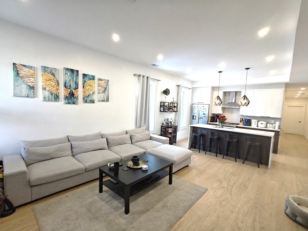 44 Glendale # 1