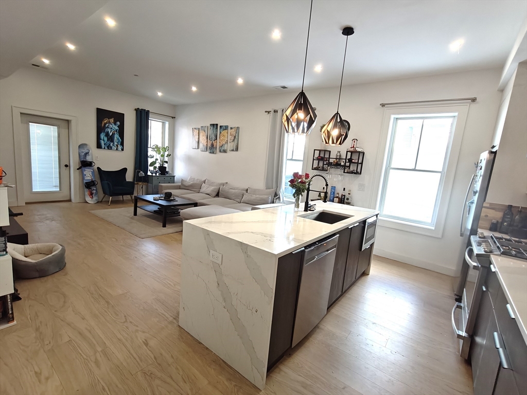 44 Glendale # 1