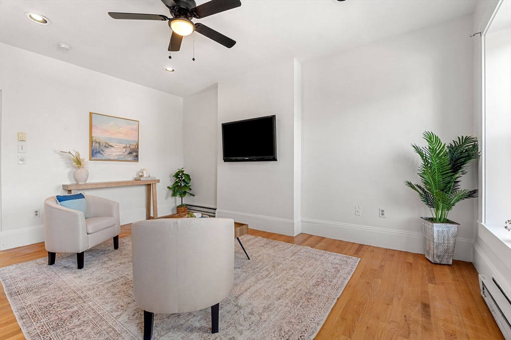 77 Pearl St # 3