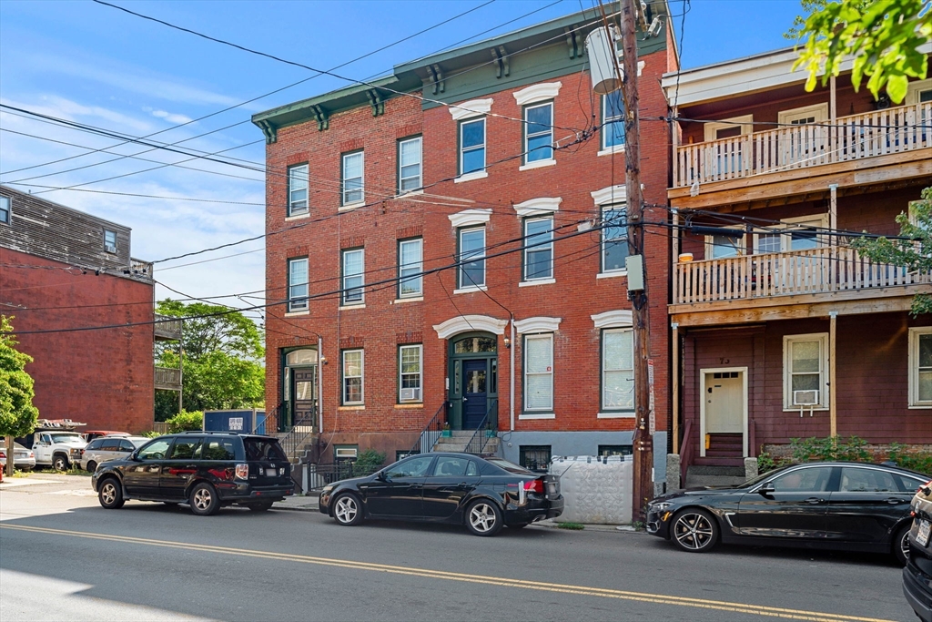 77 Pearl St # 3