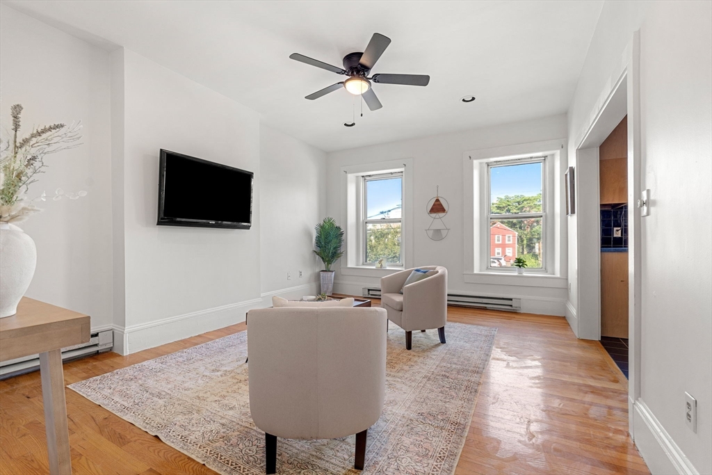 77 Pearl St # 3