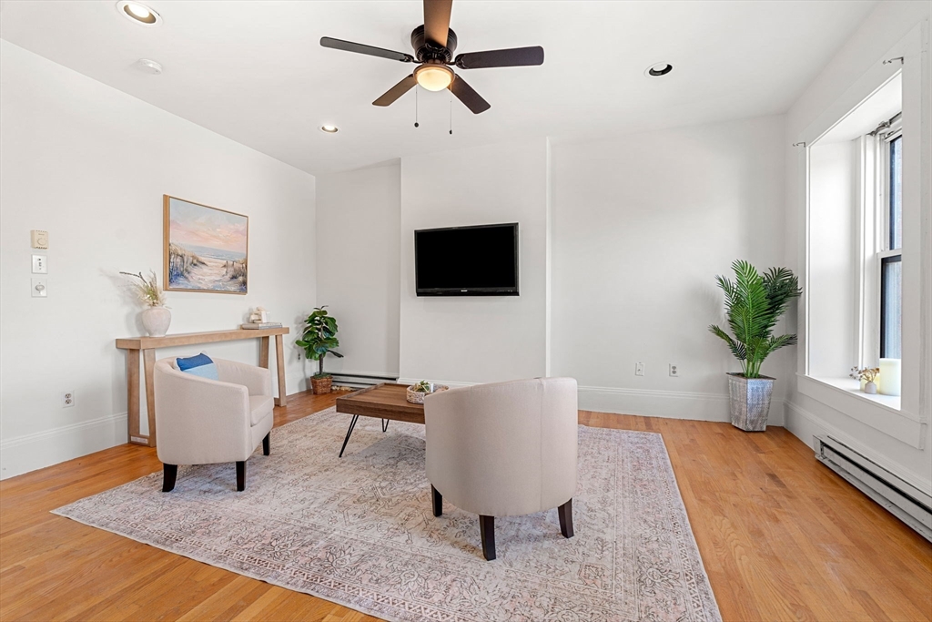 77 Pearl St # 3