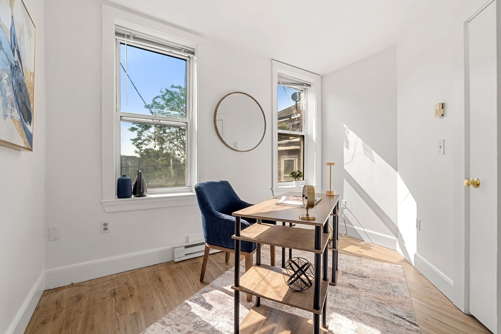 77 Pearl St # 3
