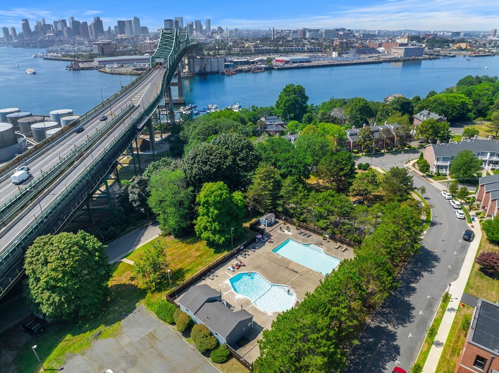 30 Breakwater Cv # 30