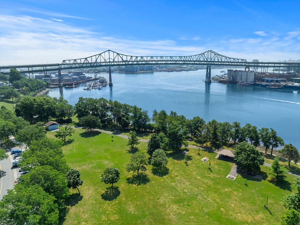 30 Breakwater Cv # 30